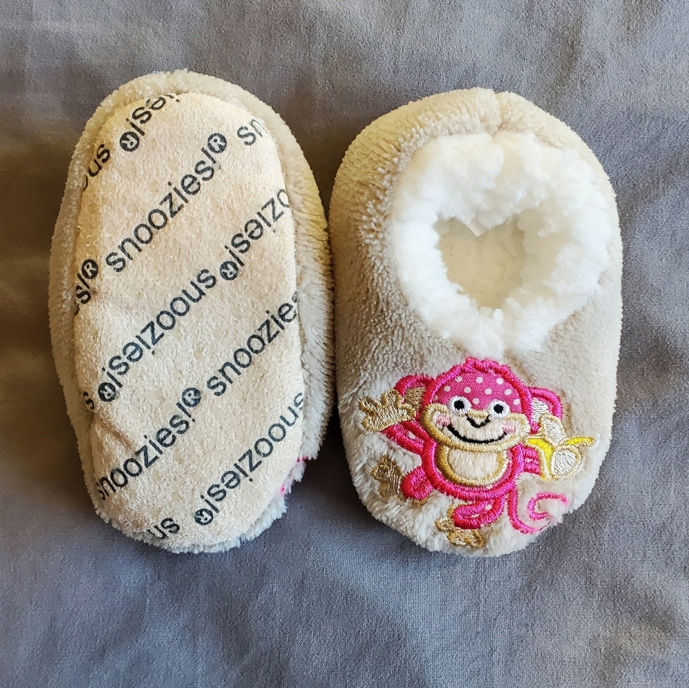 0-3 Month Fuzzy Baby Monkey Slippers